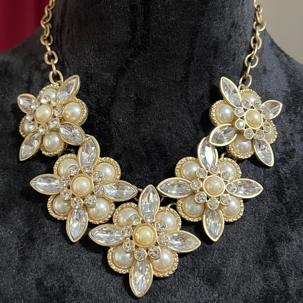 Charming‎ Charlie Gold Flower Statement Necklace Faux Pearl Rhinestone Chunky